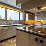Penthouse In Popular District