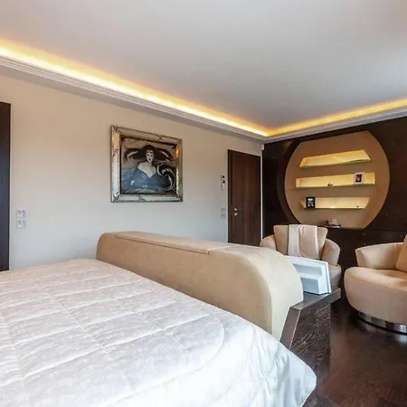 Penthouse In Popular District * Genève